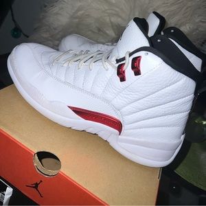 Air Jordan 12 Retro